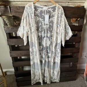 🟤NEW EMBER Lace Kimono in Ivory LG